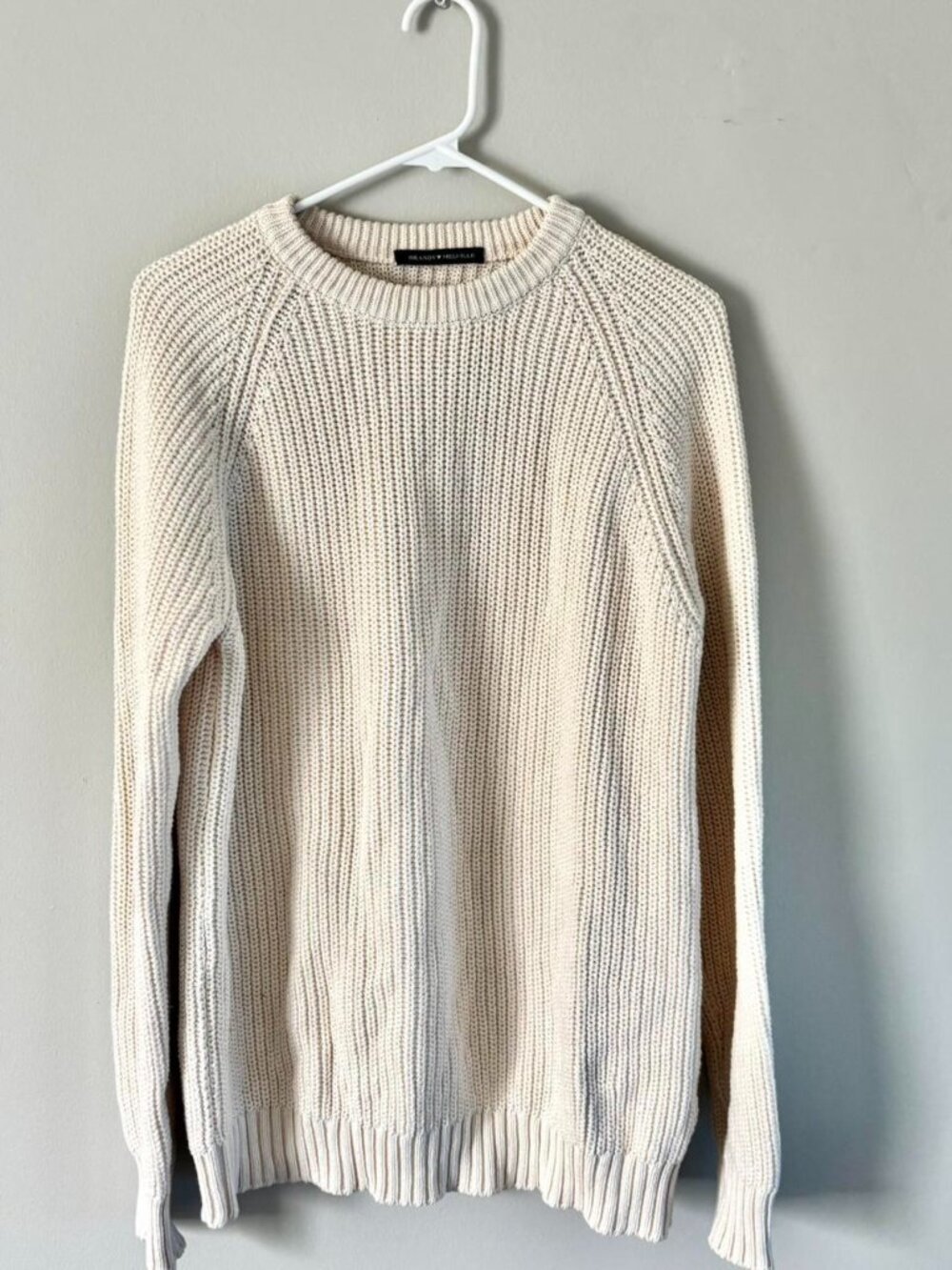 Brandy Melville Women's Cream and White Jumper